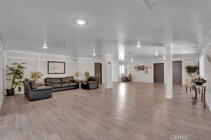 5412 Lindley Avenue 110, Encino, California 91316