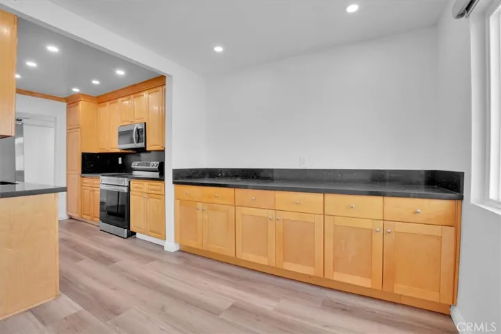 5412 Lindley Avenue 110, Encino, California 91316