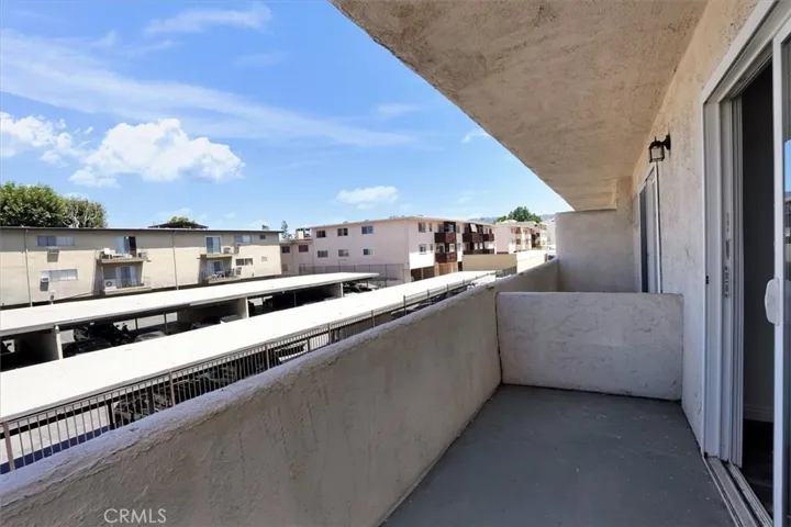 5412 Lindley Avenue 110, Encino, California 91316