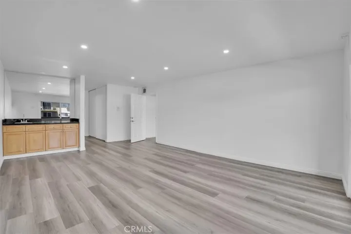 5412 Lindley Avenue 110, Encino, California 91316