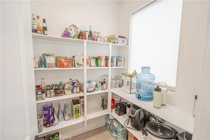 27154 Valley Oak Place, Valencia, California 91381