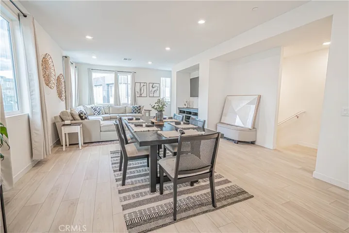 27154 Valley Oak Place, Valencia, California 91381