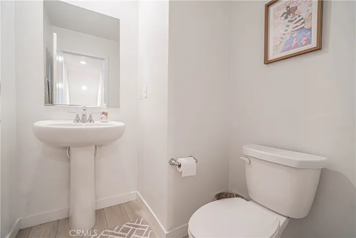 27154 Valley Oak Place, Valencia, California 91381