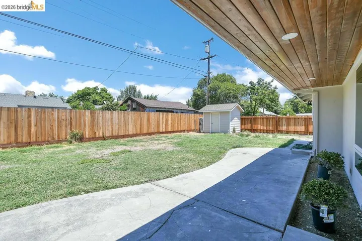 65 E Arcade St, Stockton, California 95204