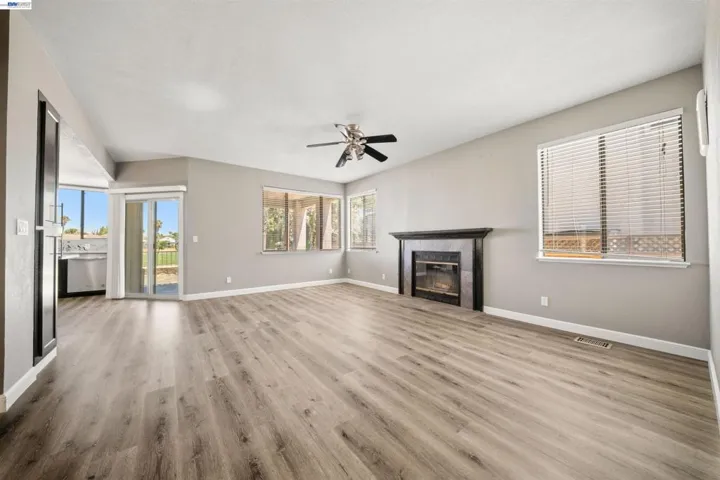 1915 Edgeview Way, Discovery Bay, California 94505