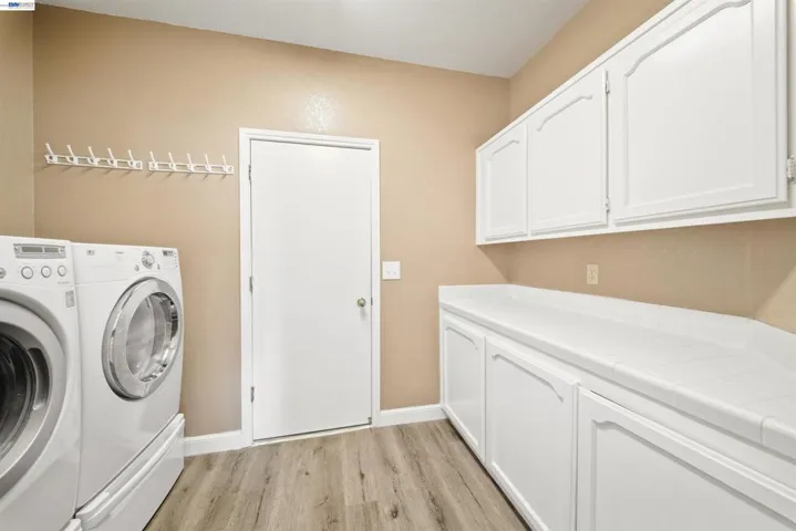 1915 Edgeview Way, Discovery Bay, California 94505