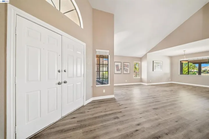 1915 Edgeview Way, Discovery Bay, California 94505