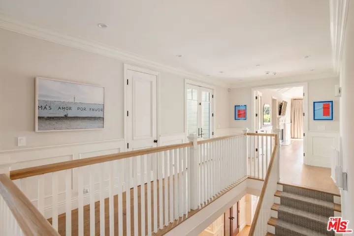 981 Amherst Avenue, Los Angeles, California 90049