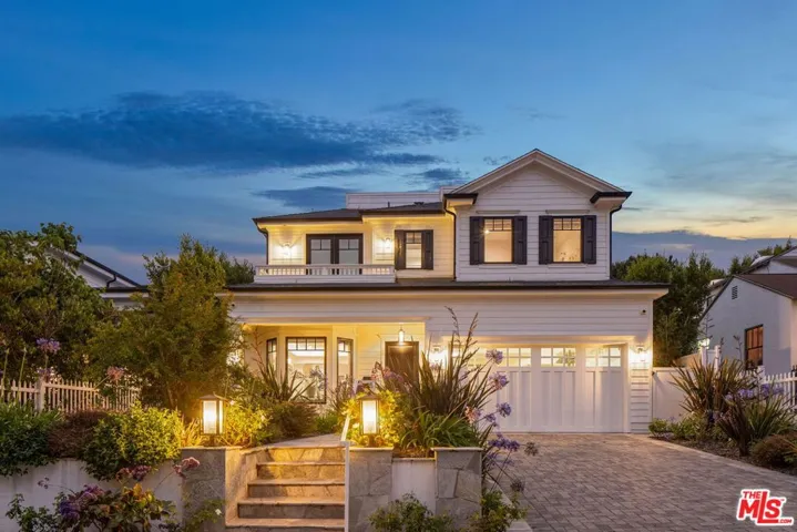 981 Amherst Avenue, Los Angeles, California 90049
