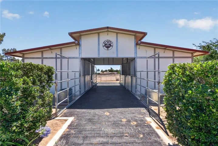 35962 52nd E, Palmdale, California 93552