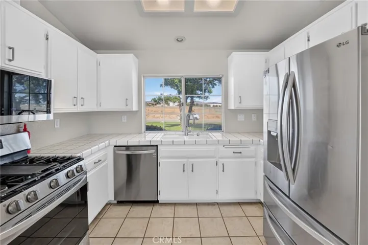35962 52nd E, Palmdale, California 93552