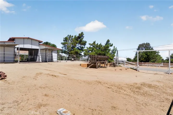 35962 52nd E, Palmdale, California 93552