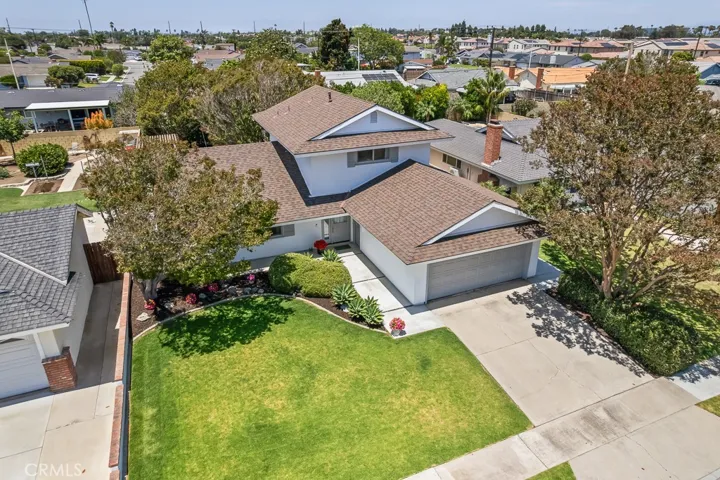 9673 Nightingale Avenue, Fountain Valley, California 92708
