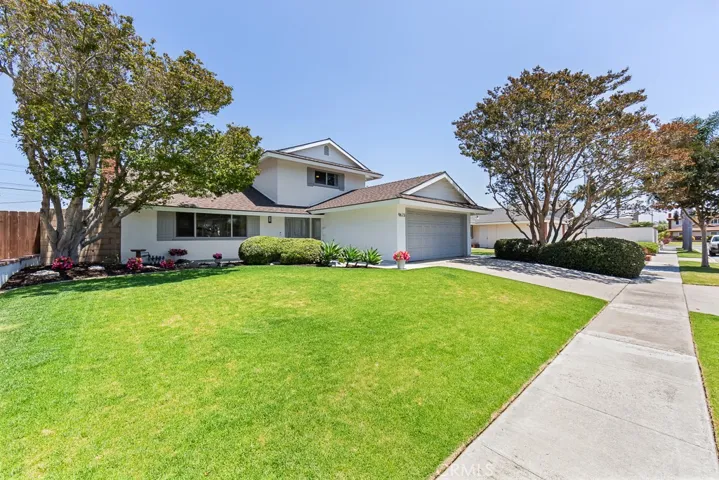 9673 Nightingale Avenue, Fountain Valley, California 92708