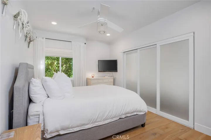 647 2nd Street, Hermosa Beach, California 90254