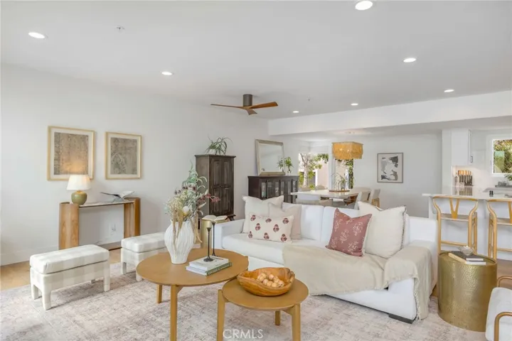 647 2nd Street, Hermosa Beach, California 90254