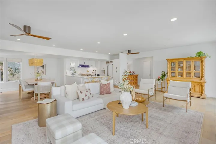 647 2nd Street, Hermosa Beach, California 90254