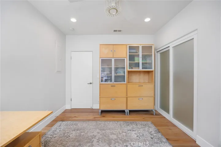 647 2nd Street, Hermosa Beach, California 90254