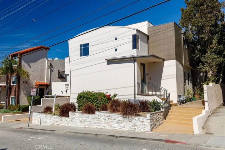 647 2nd Street, Hermosa Beach, California 90254