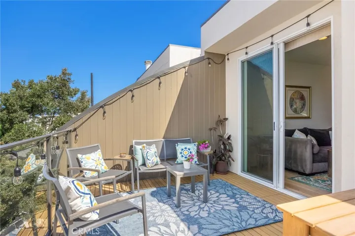 647 2nd Street, Hermosa Beach, California 90254