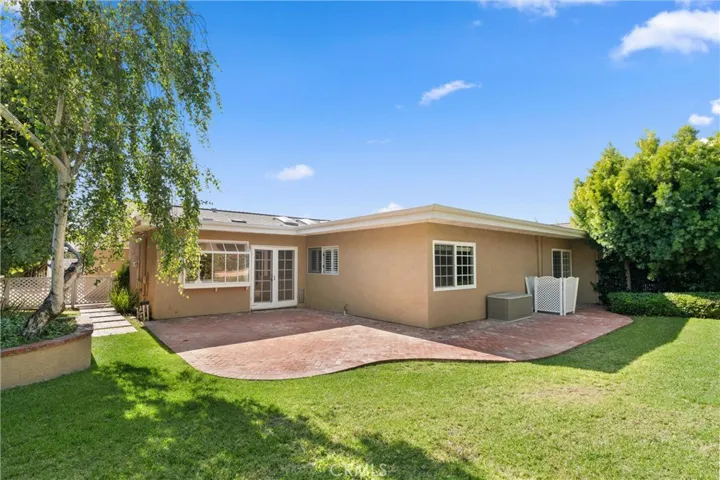 19012 Antioch, Irvine, California 92603