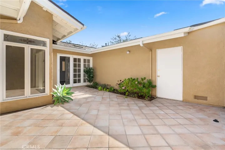 19012 Antioch, Irvine, California 92603