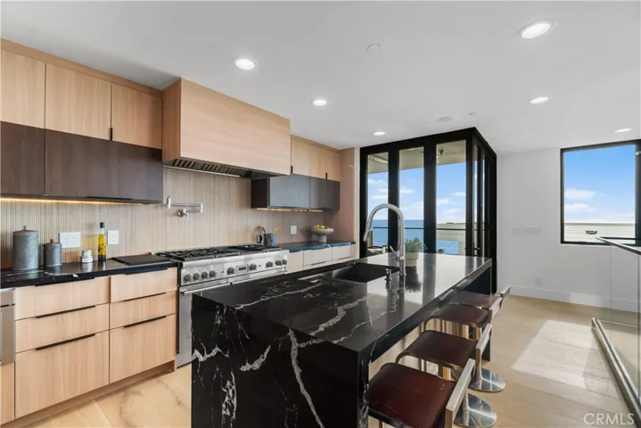 214 El Porto Street, Manhattan Beach, California 90266