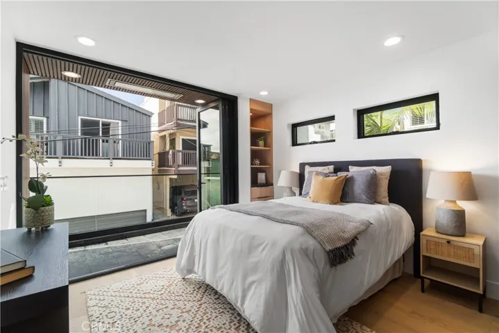214 El Porto Street, Manhattan Beach, California 90266