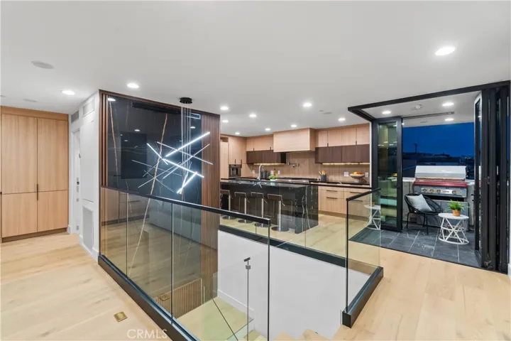 214 El Porto Street, Manhattan Beach, California 90266