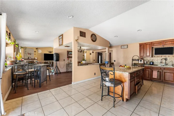 9615 E Avenue S12, Littlerock, California 93543