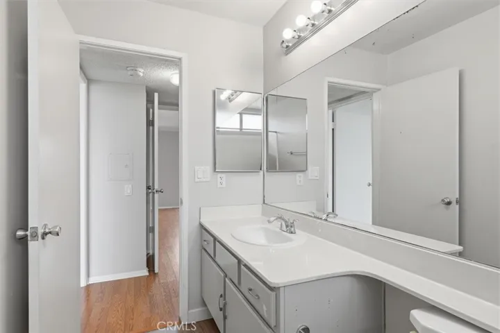 25930 Narbonne Avenue 114, Lomita, California 90717