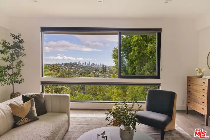 4130 Parva Avenue, Los Angeles, California 90027