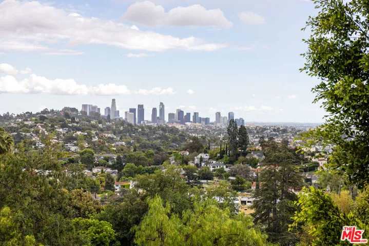 4130 Parva Avenue, Los Angeles, California 90027