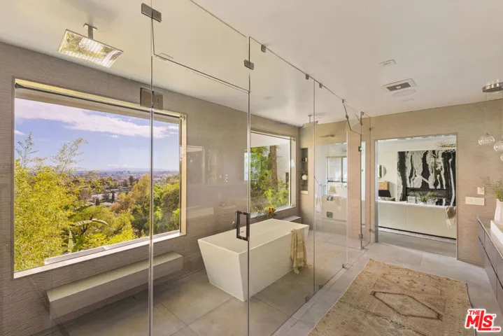 4130 Parva Avenue, Los Angeles, California 90027