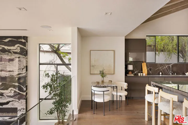 4130 Parva Avenue, Los Angeles, California 90027