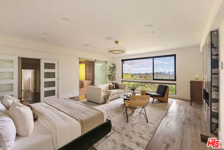 4130 Parva Avenue, Los Angeles, California 90027