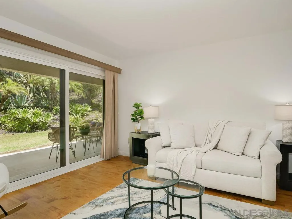 7301 Calle De Fuentes, Carlsbad, California 92009 — photo 4
