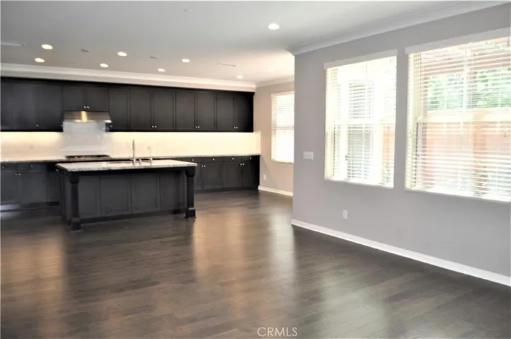 21 Norwich, Irvine, California 92620