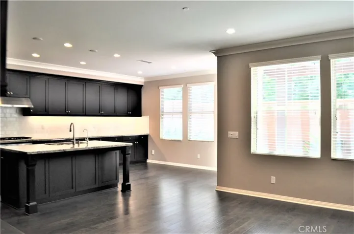21 Norwich, Irvine, California 92620