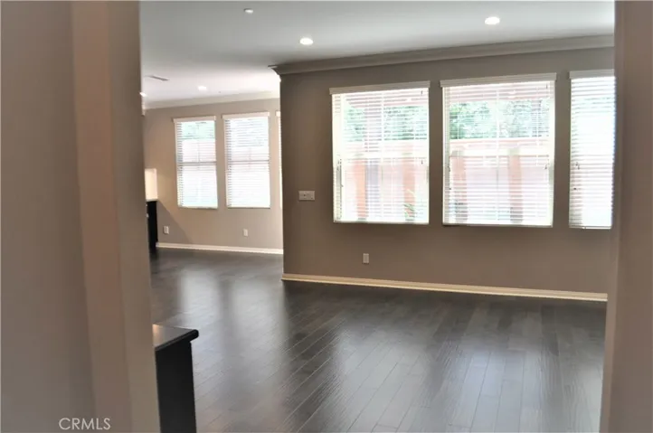 21 Norwich, Irvine, California 92620