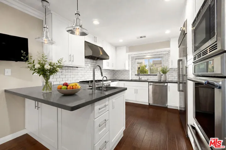 1857 Hi Point Street, Los Angeles, California 90035