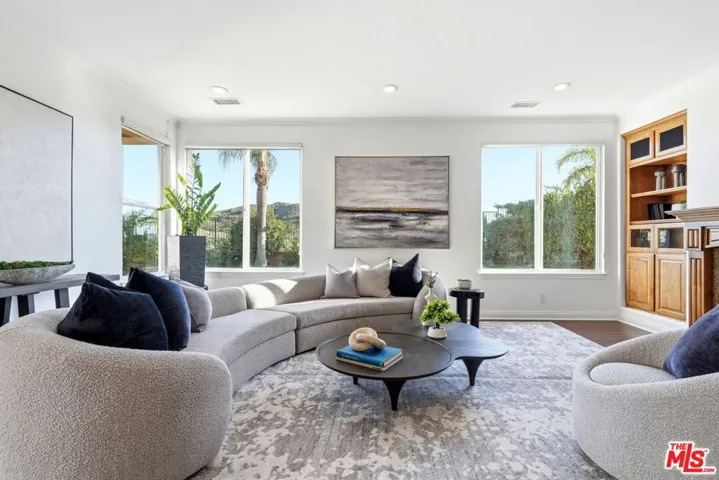 20274 Via Medici, Porter Ranch, California 91326
