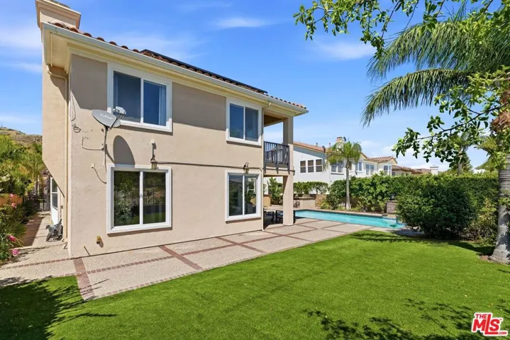 20274 Via Medici, Porter Ranch, California 91326