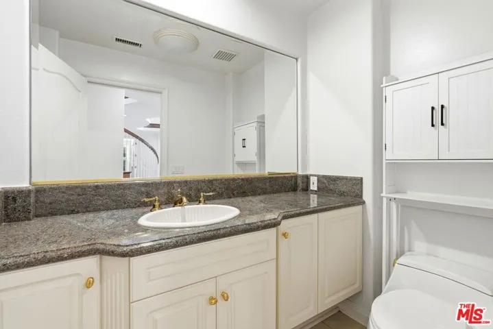 20274 Via Medici, Porter Ranch, California 91326