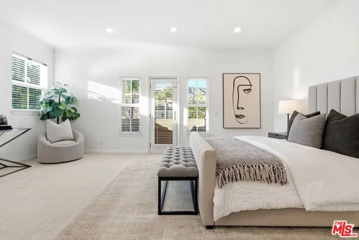 20274 Via Medici, Porter Ranch, California 91326