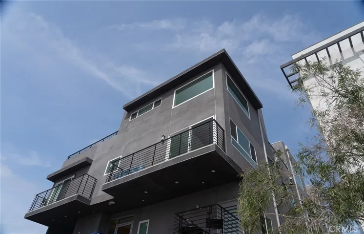 1187 Crenshaw Boulevard 103, Los Angeles, California 90019