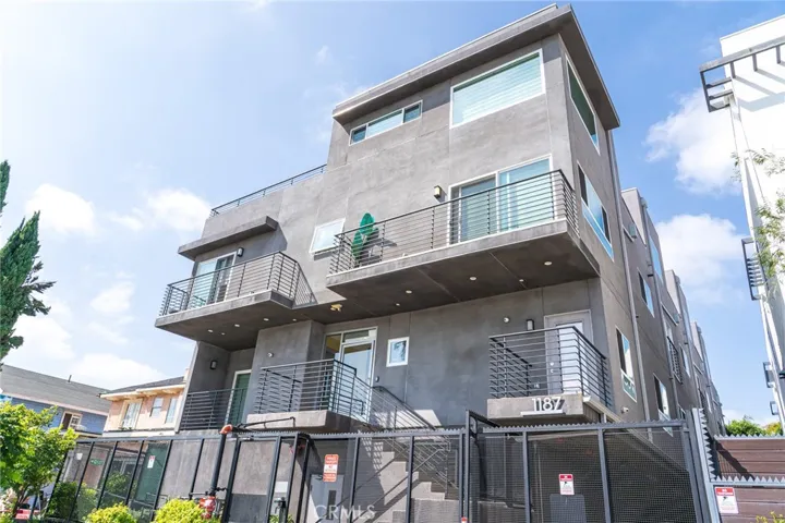 1187 Crenshaw Boulevard 103, Los Angeles, California 90019