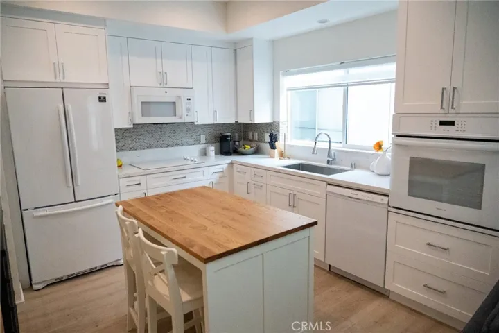 1187 Crenshaw Boulevard 103, Los Angeles, California 90019