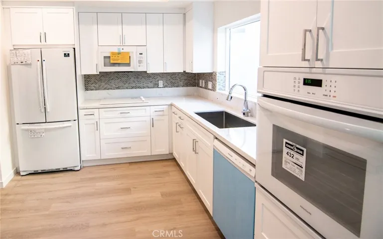 1187 Crenshaw Boulevard 103, Los Angeles, California 90019