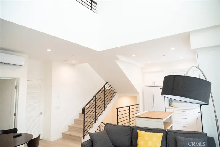 1187 Crenshaw Boulevard 103, Los Angeles, California 90019